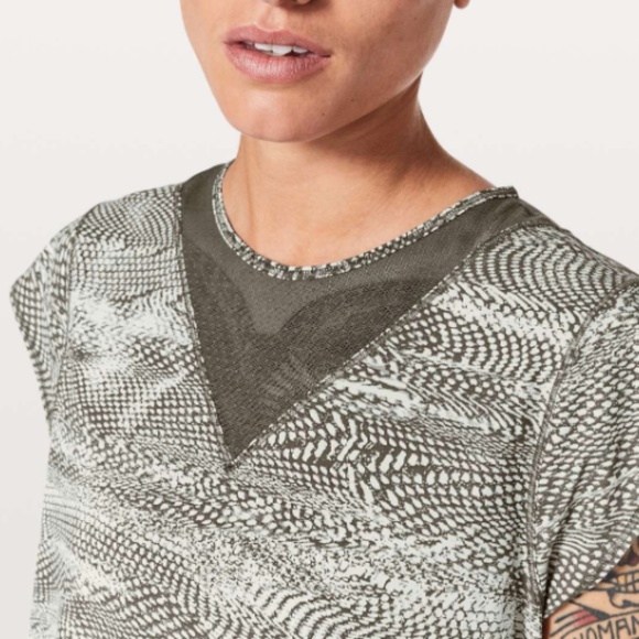 For The Run Short Sleeve - Picture 6 of 7